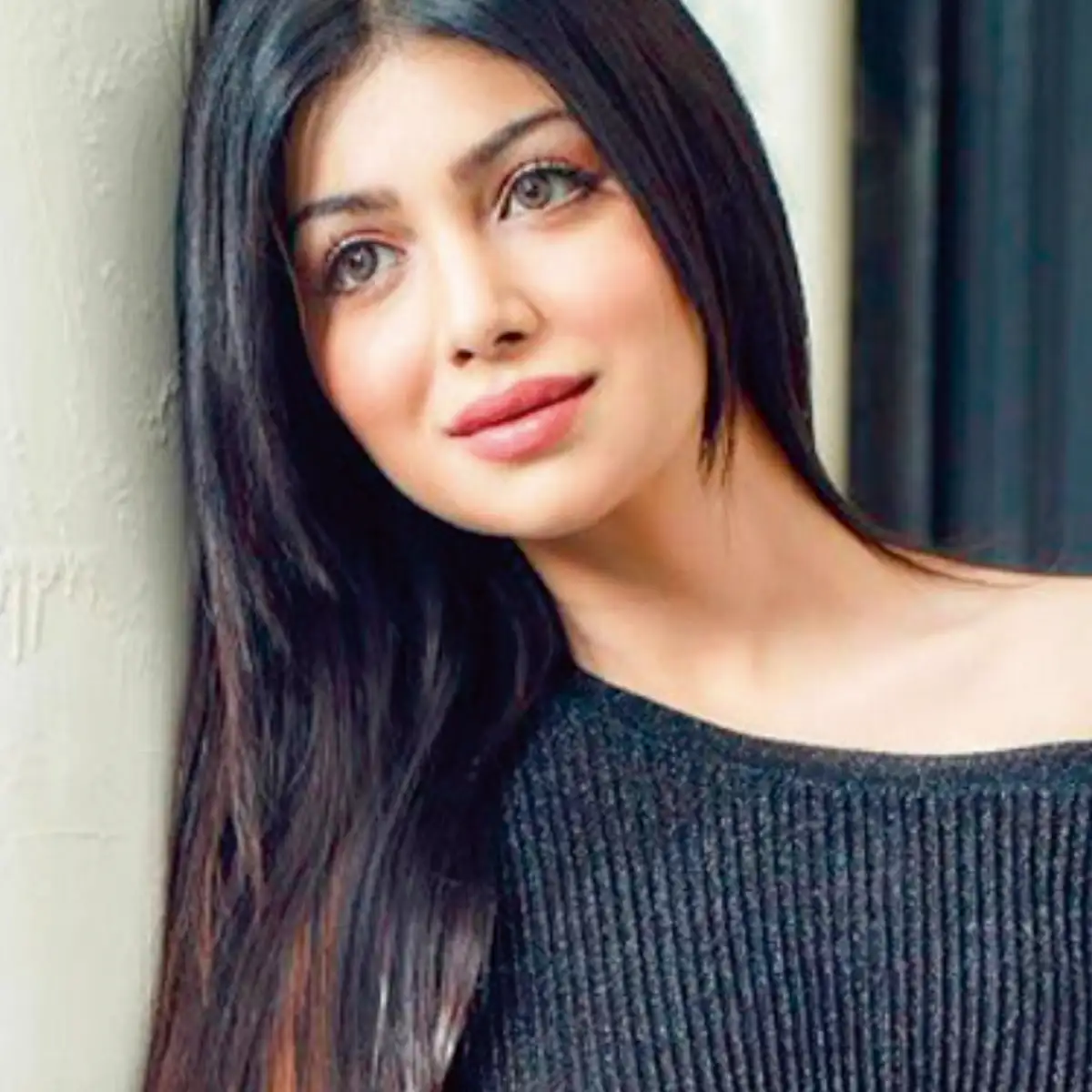 AAYESHA TAKIA
